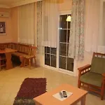 Mavikosk Hotel apartamentowy 4*
